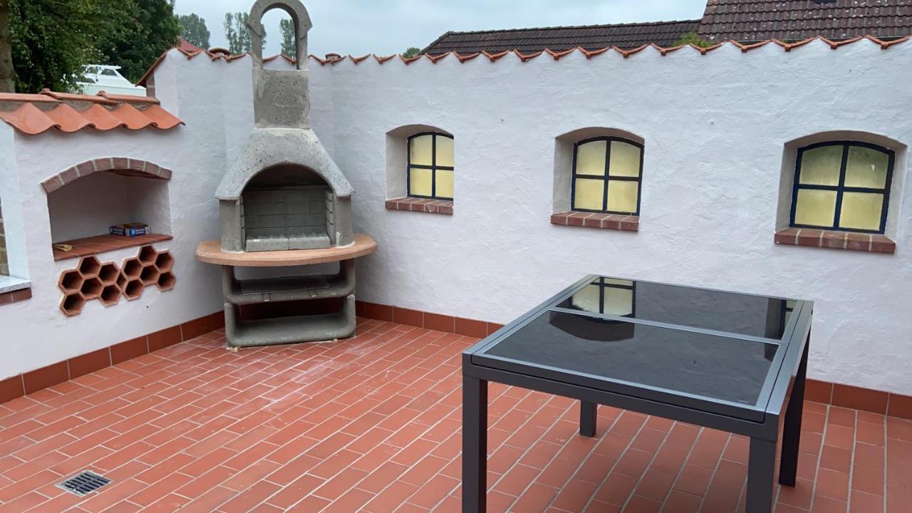 Lindenhuus-urlaub Unter Einem Teilreetdach-terrasse - Nahe Norden-norddeich Holiday home