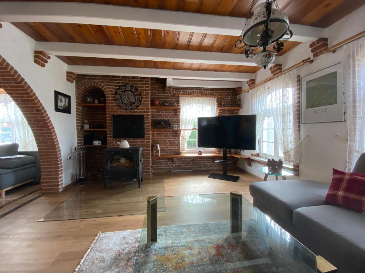 Lindenhuus-urlaub Unter Einem Teilreetdach-terrasse - Nahe Norden-norddeich Casa vacanze