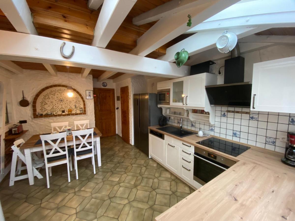 Lindenhuus-urlaub Unter Einem Teilreetdach-terrasse - Nahe Norden-norddeich Holiday home *